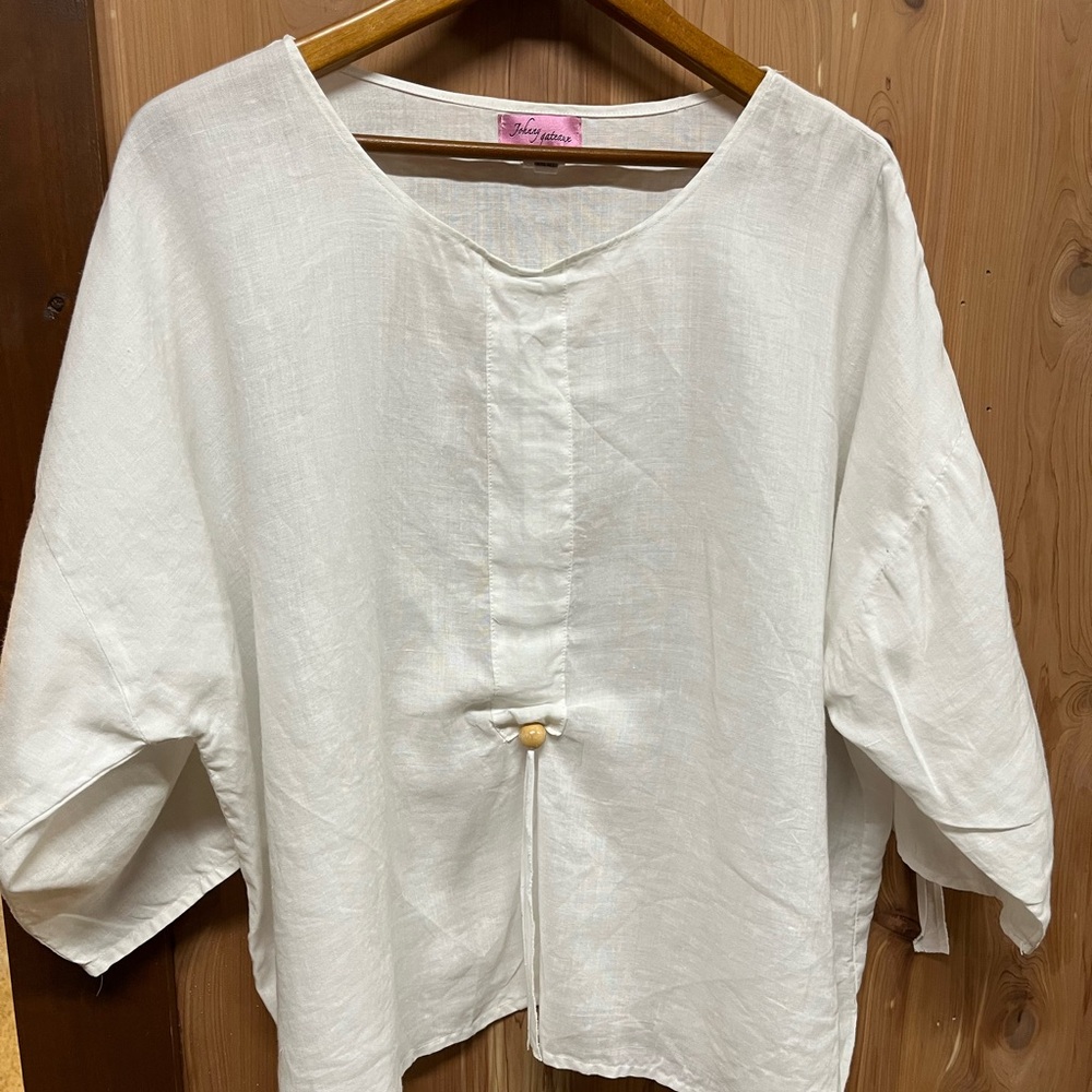 Elegant White Linen Top